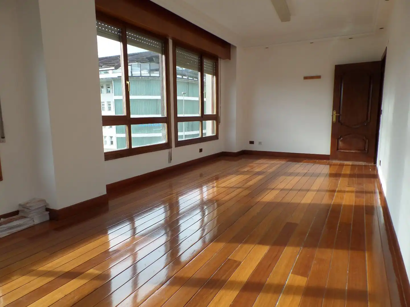 Sala d'estar de Oficina en venda en Bagatza - San Vicente