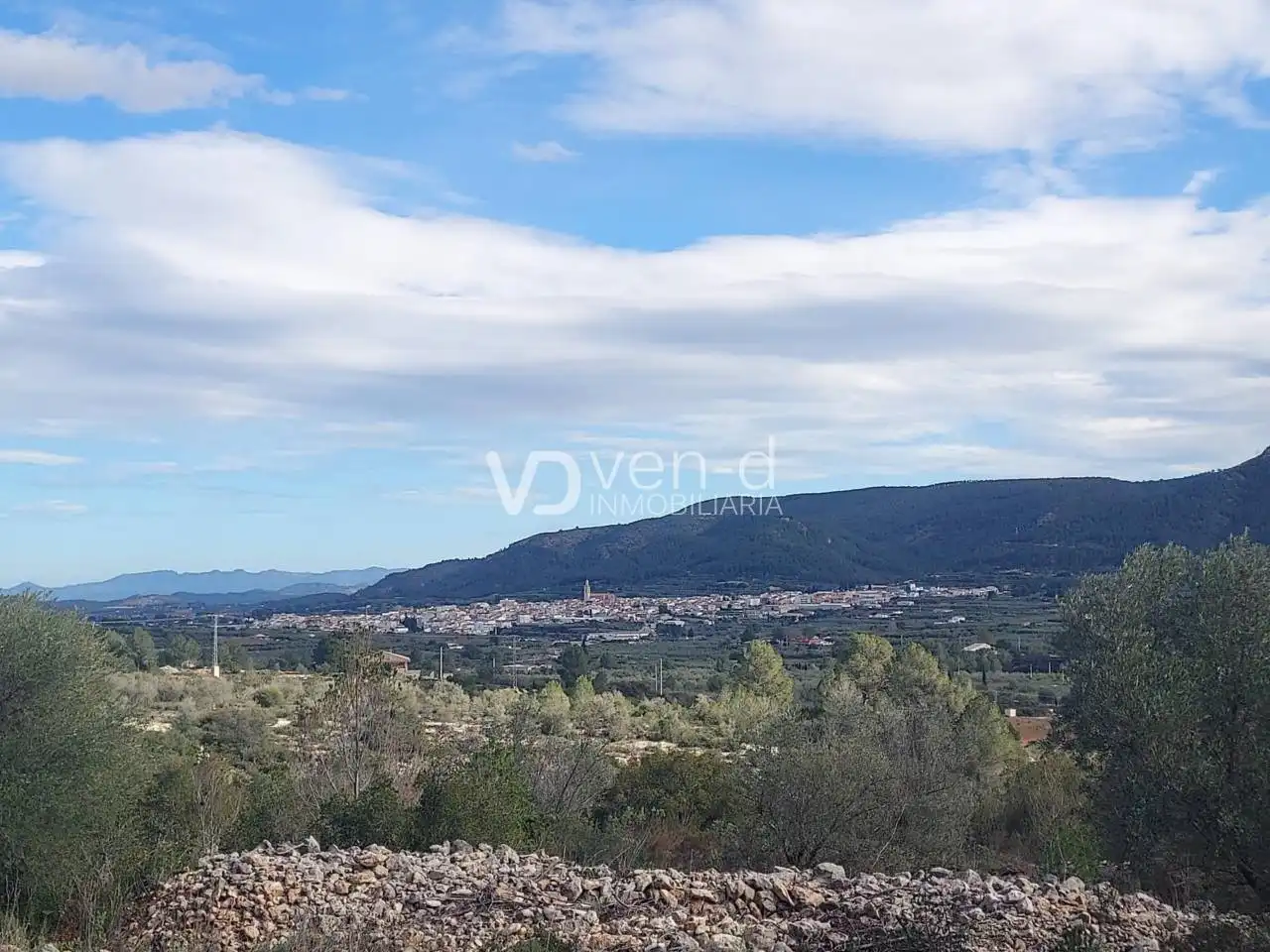 Terreno en venta en Enguera