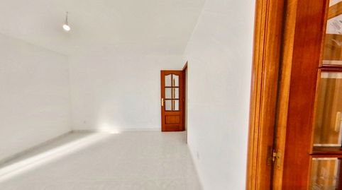 Foto 2 de Piso de alquiler en Entrevías, Madrid Capital
