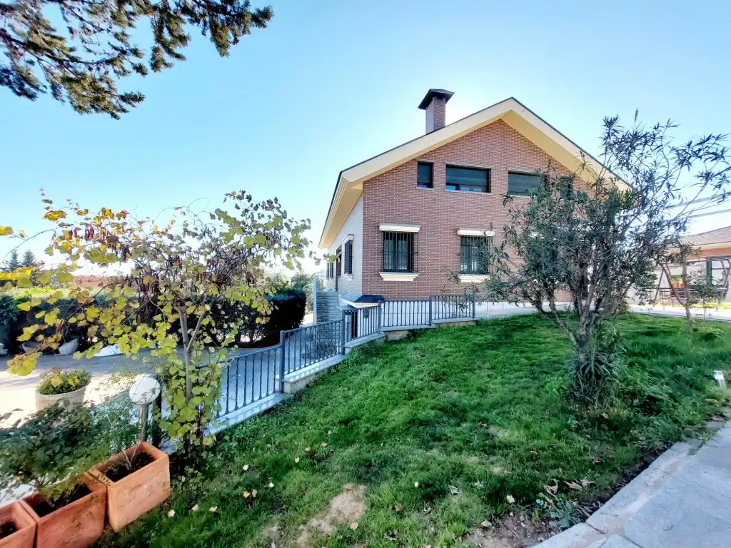 Casa o xalet en venda a Calle Sierra de San Pedro, Las Vaguadas