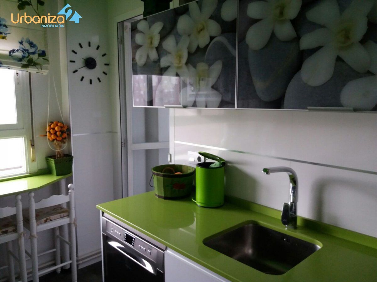 Cocina de Apartamento de alquiler en Badajoz Capital con Calefacción