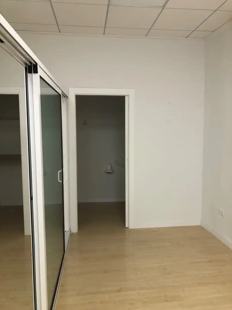 Business premises to rent in Plaça del Rei en Jaume I, imagen 14
