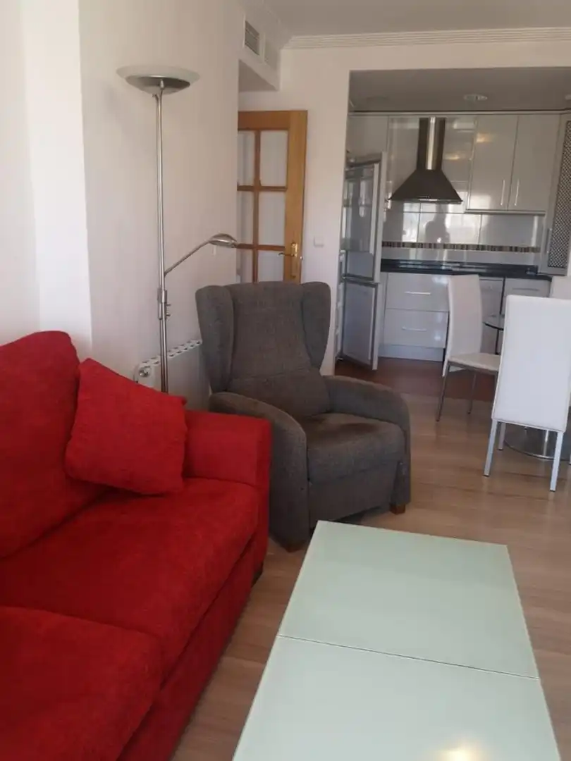 Sala d'estar de Pis de lloguer en Granada amb Calefacció, Terrassa i Traster