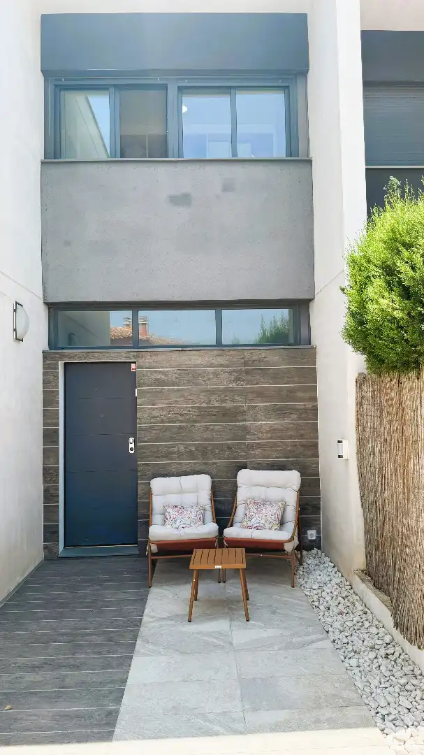 Casa pareada con piscina en venta en San Antonio de Benagéber, imagen 3