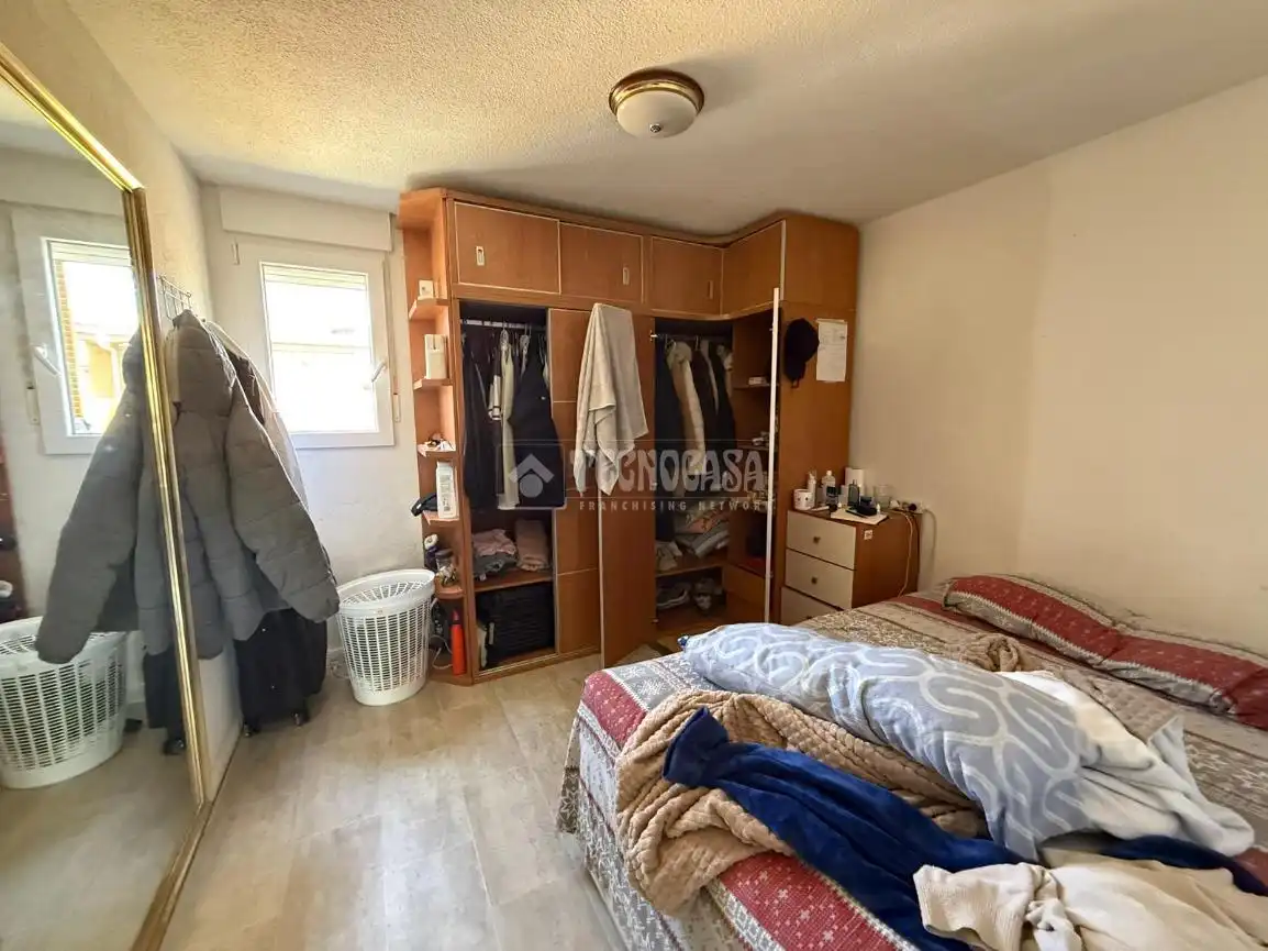 Schlafzimmer von Wohnung zum Verkauf in Madrid