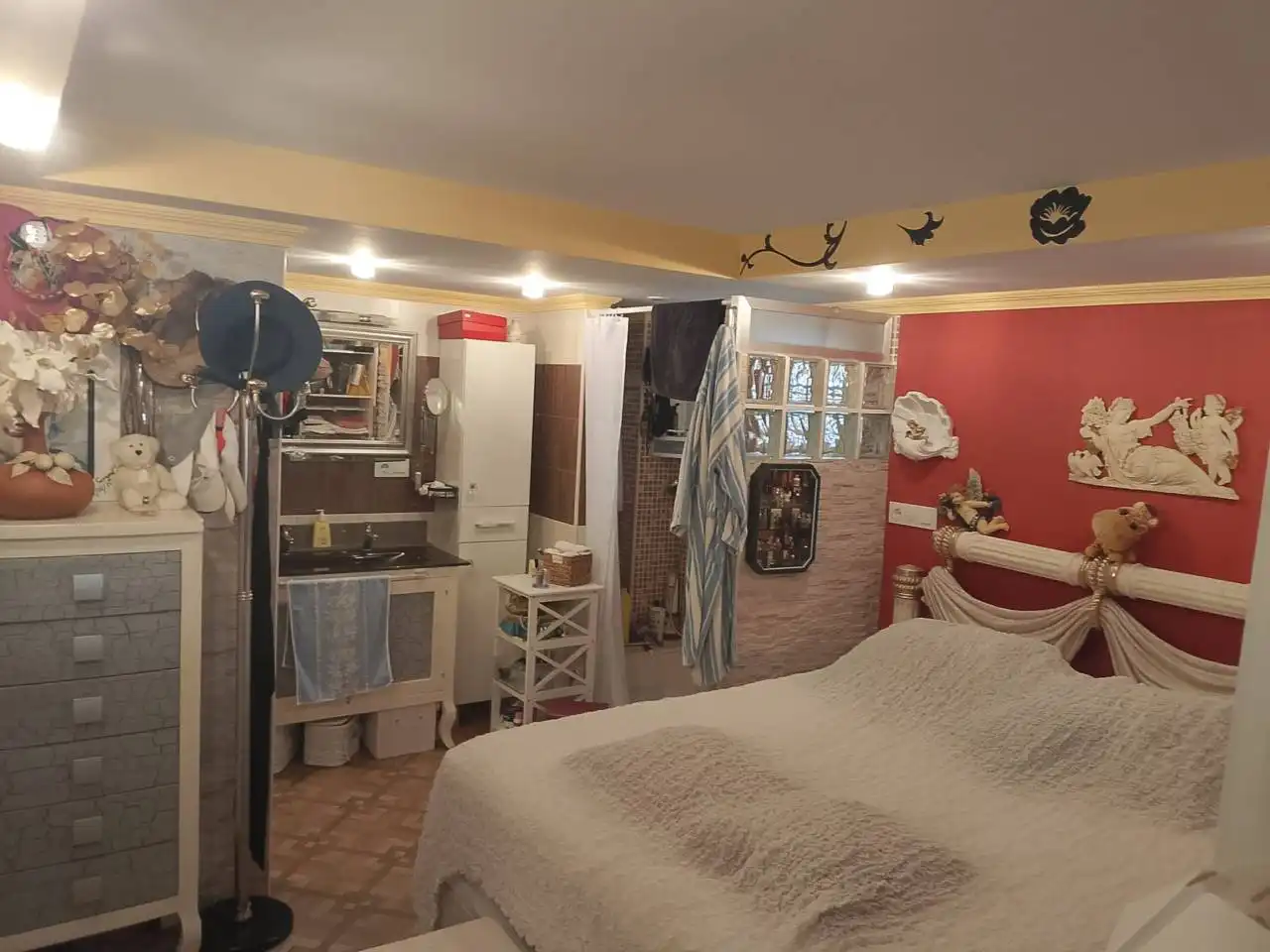 Bedroom of Study for sale in Oliva  with Air Conditioner and Furnished