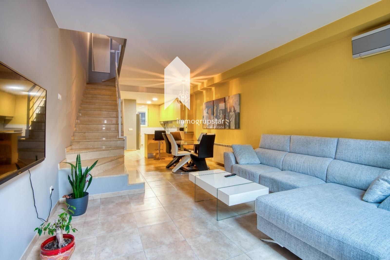 Living room of House or chalet for sale in Sant Feliu de Guíxols  with Air Conditioner, Heating and Terrace