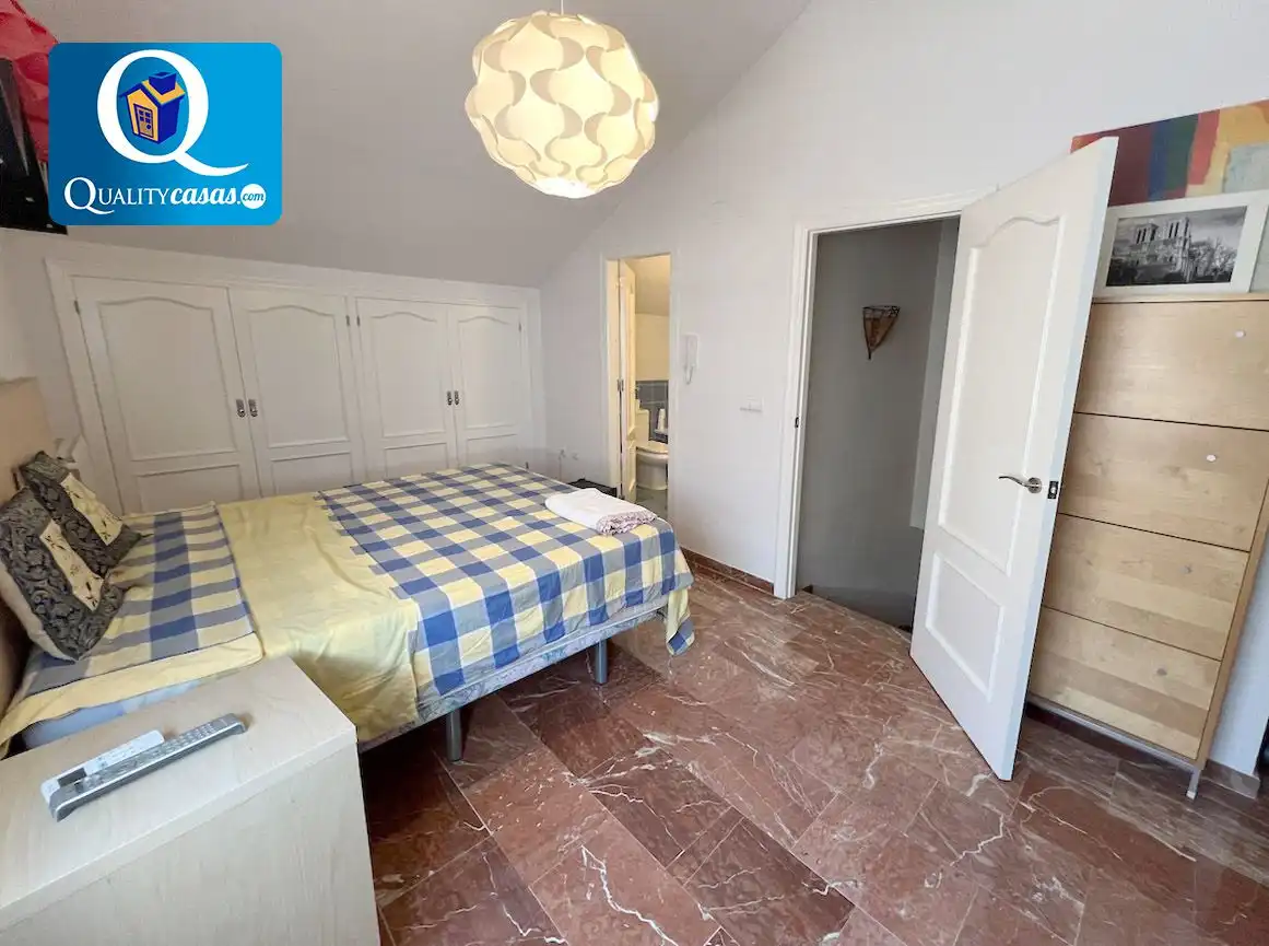 Dormitori de Casa o xalet en venda en Alicante / Alacant amb Aire condicionat, Calefacció i Terrassa
