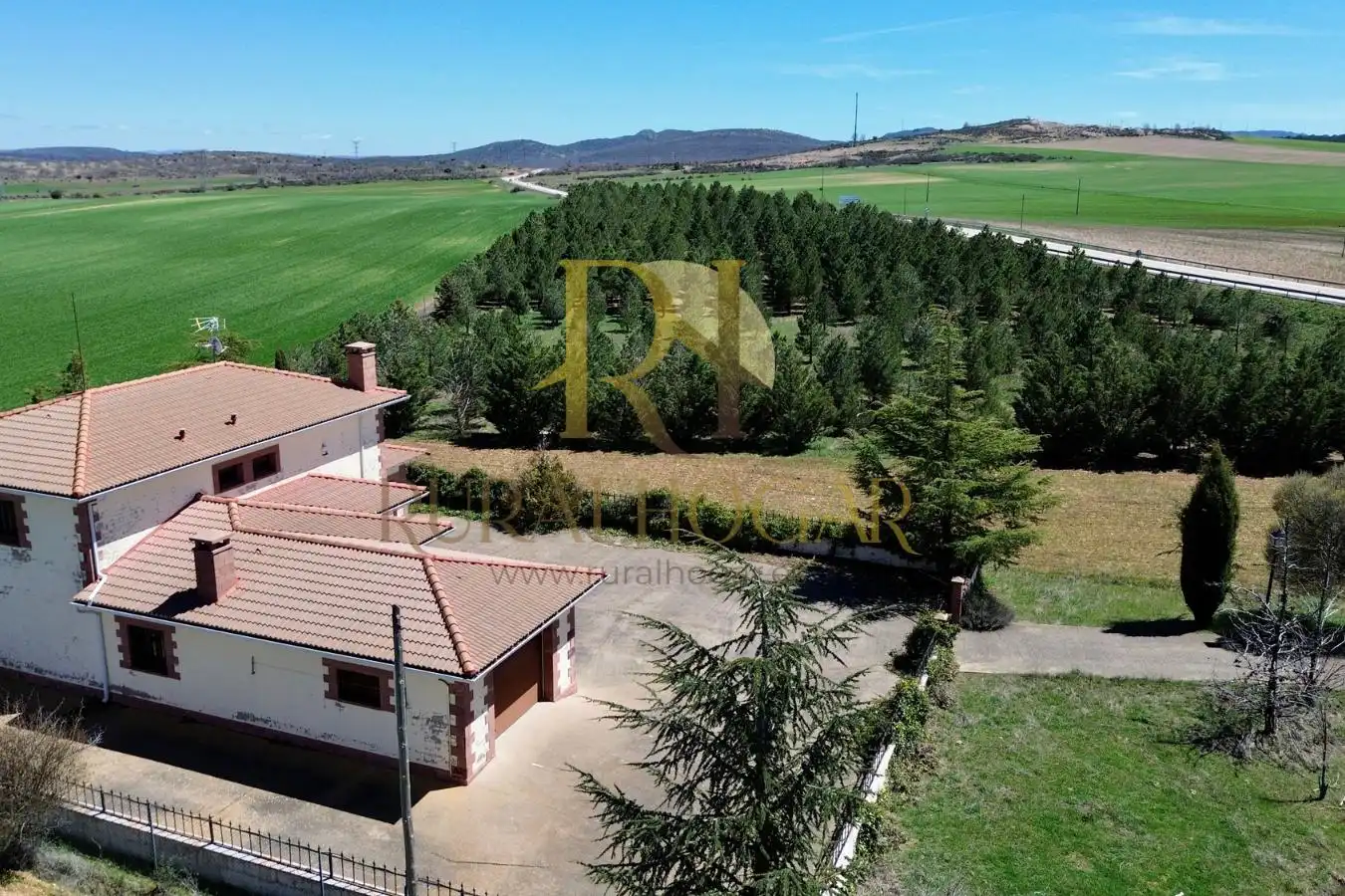 Houses for sale in Calle Extramuros, 114, El Pobo de Dueñas