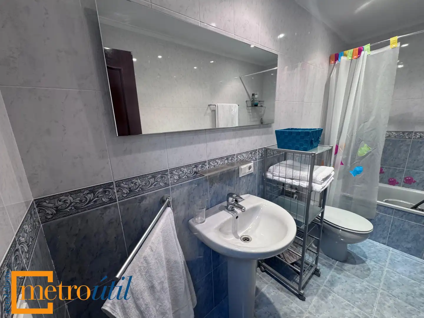 Badezimmer von Dachboden zum Verkauf in Salamanca mit Klimaanlage, Heizung und Parkett