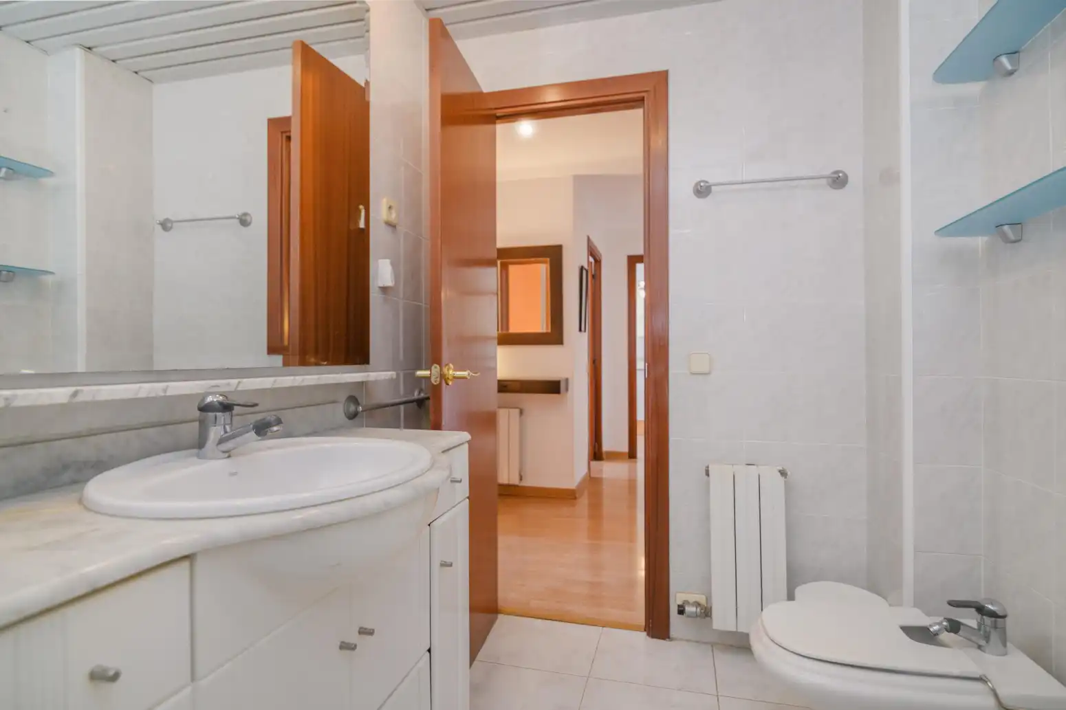 Baño de Piso en venta en Viladecans con Aire acondicionado, Calefacción y Parquet