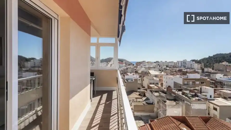 Terraza de Piso para compartir en Alicante / Alacant con Aire acondicionado, Terraza y Amueblado