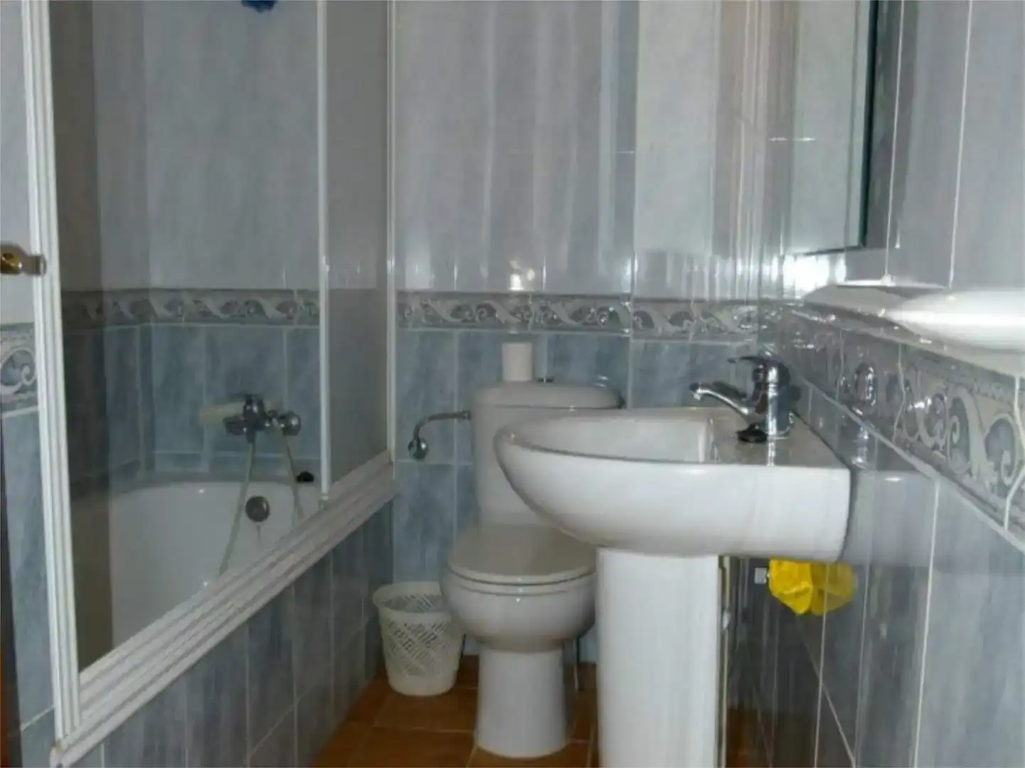 Bathroom of Detached homes for rent in El Rocío  