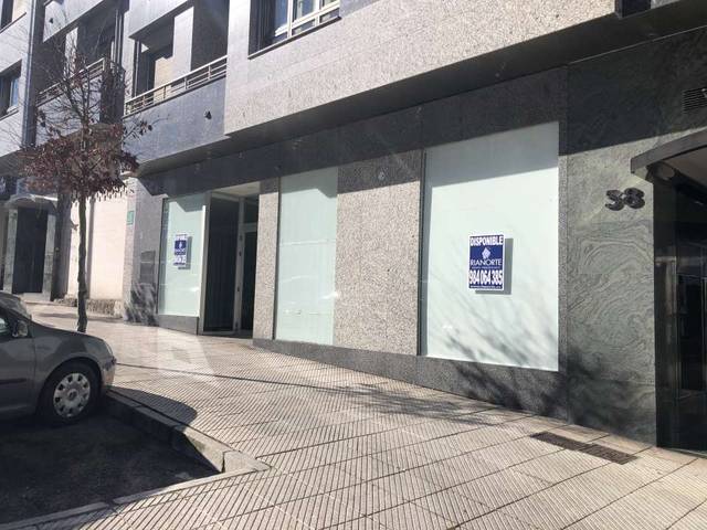 Local comercial en Alquiler en La Ería