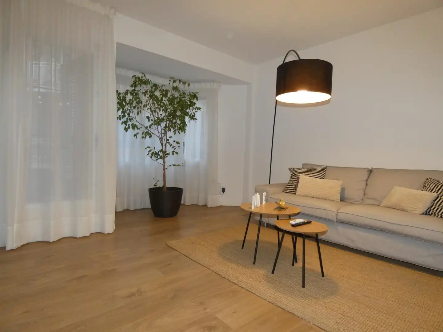 Sala d'estar de Pis en venda en Palamós amb Calefacció, Parquet i Terrassa
