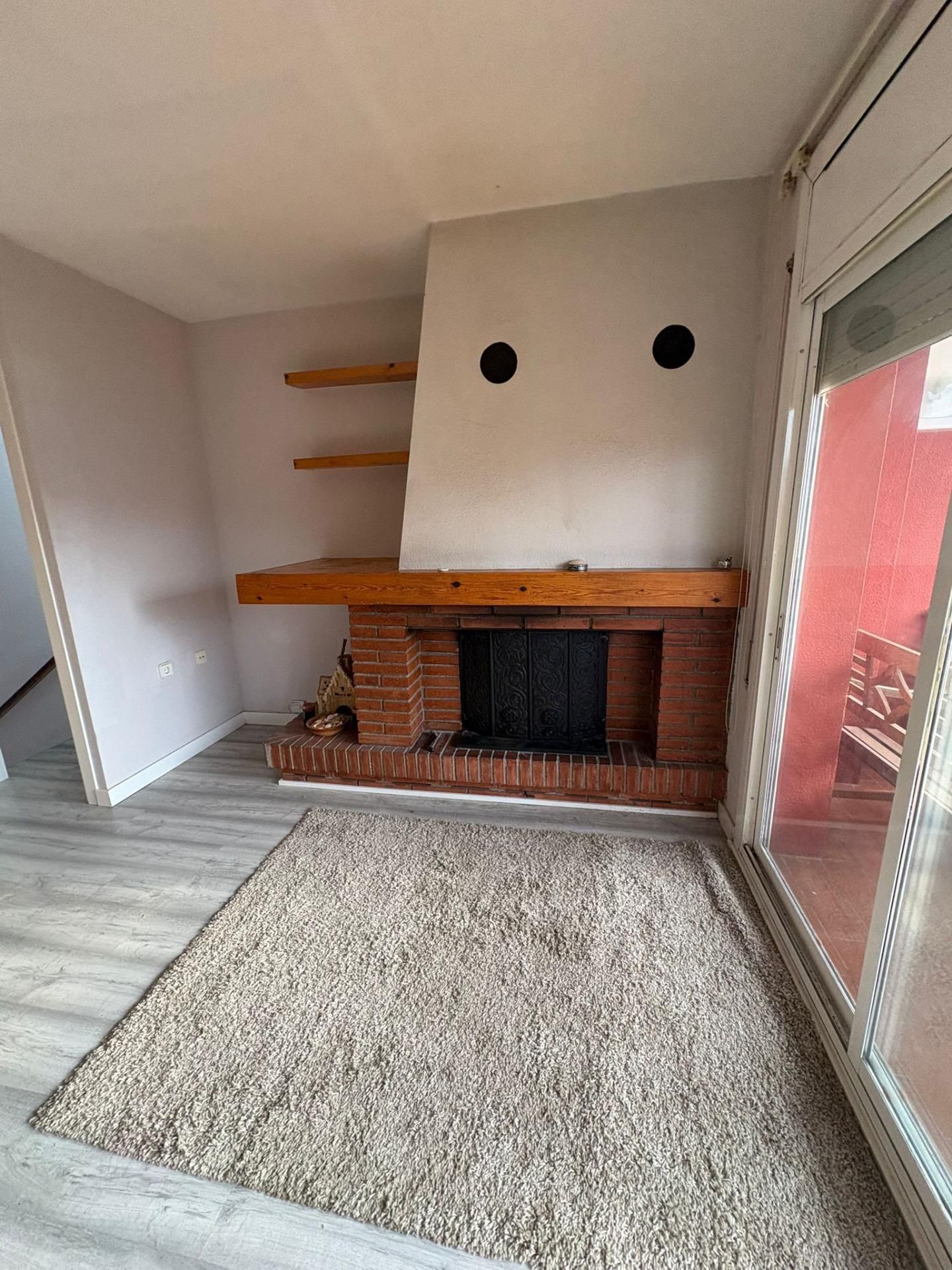 Sala de estar de Casa adosada en venta en Castellar del Vallès con Jardín privado, Parquet y Terraza