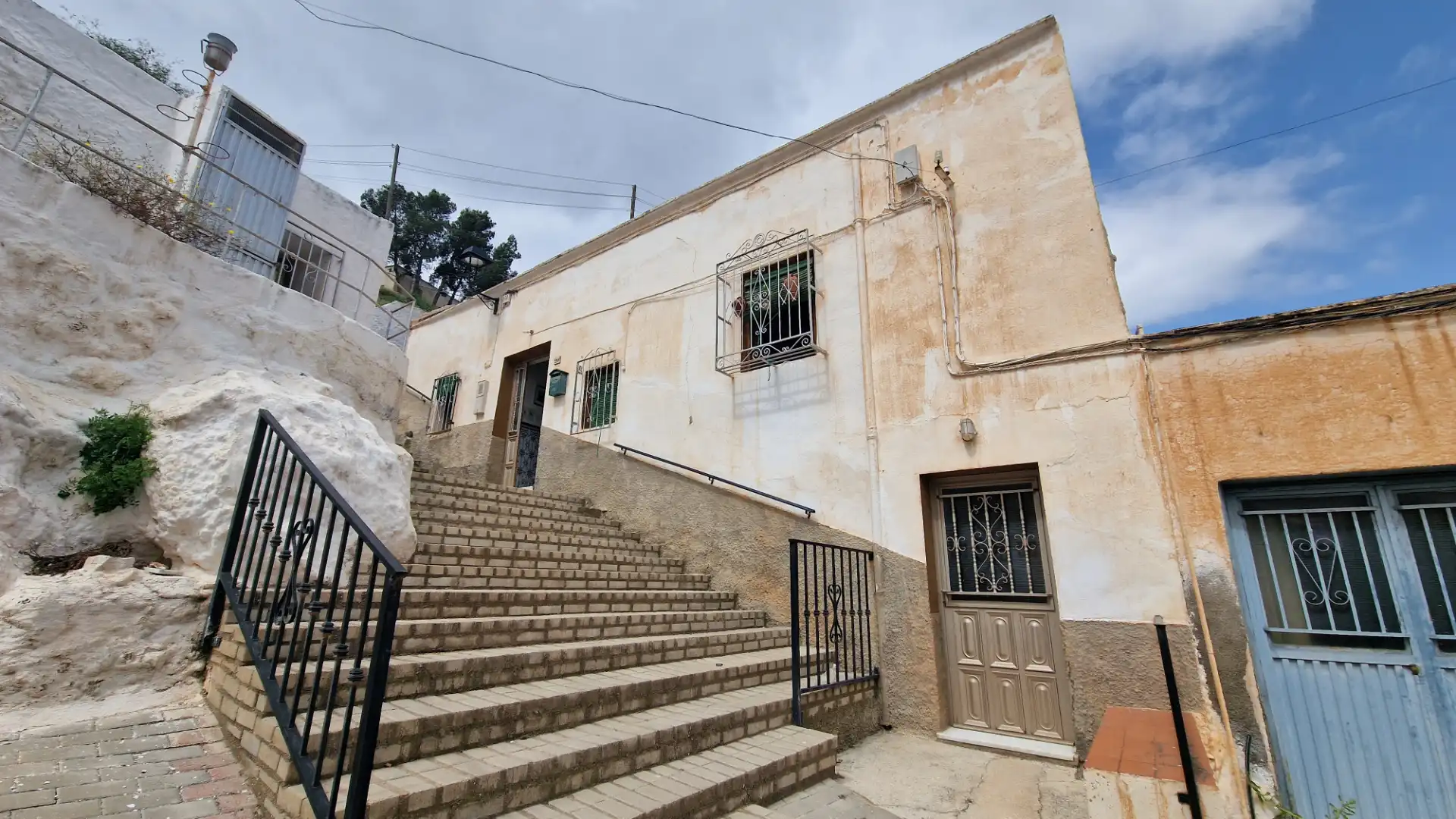 Vista exterior de Casa o xalet en venda en Instinción amb Moblat