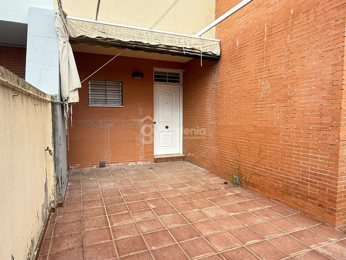 Vista exterior de Casa adosada en venta en Castilleja de la Cuesta con Aire acondicionado y Terraza