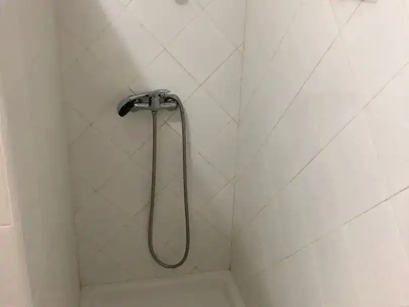 Bany de Apartament de lloguer en Hervás amb Aire condicionat, Parquet i Moblat
