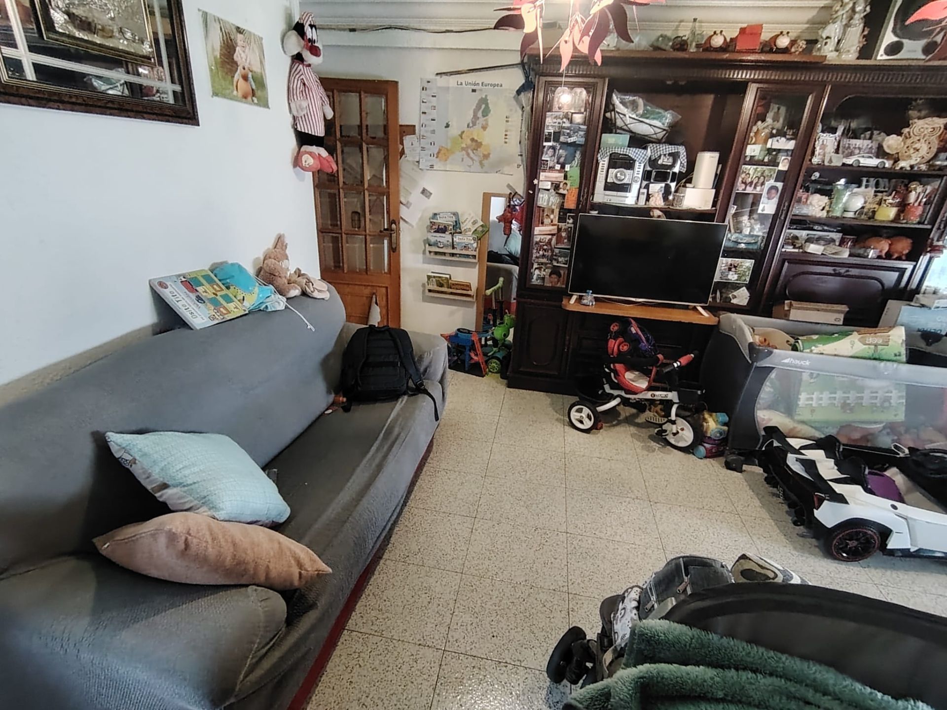 Living room of Flat for sale in  Zaragoza Capital  with Heating and Storage room