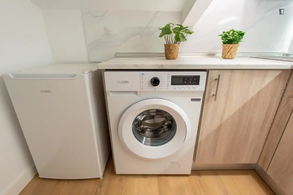 Küche von Wohnung zur Miete in Madrid mit Klimaanlage, Möbliert und Waschmaschine