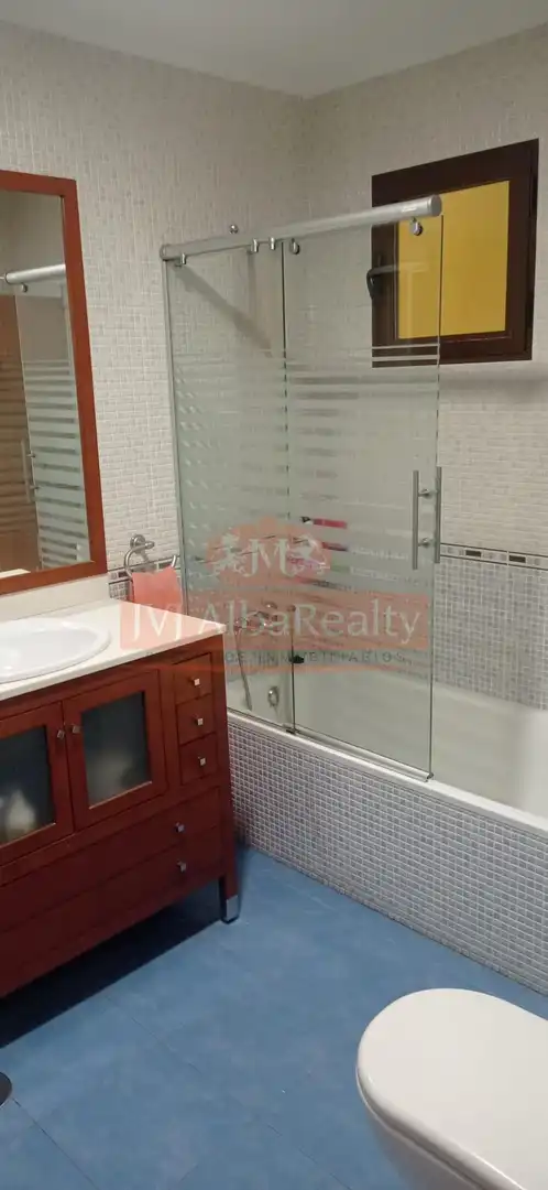 Baño de Casa o chalet en venta en Albacete con Aire acondicionado, Jardín privado y Trastero