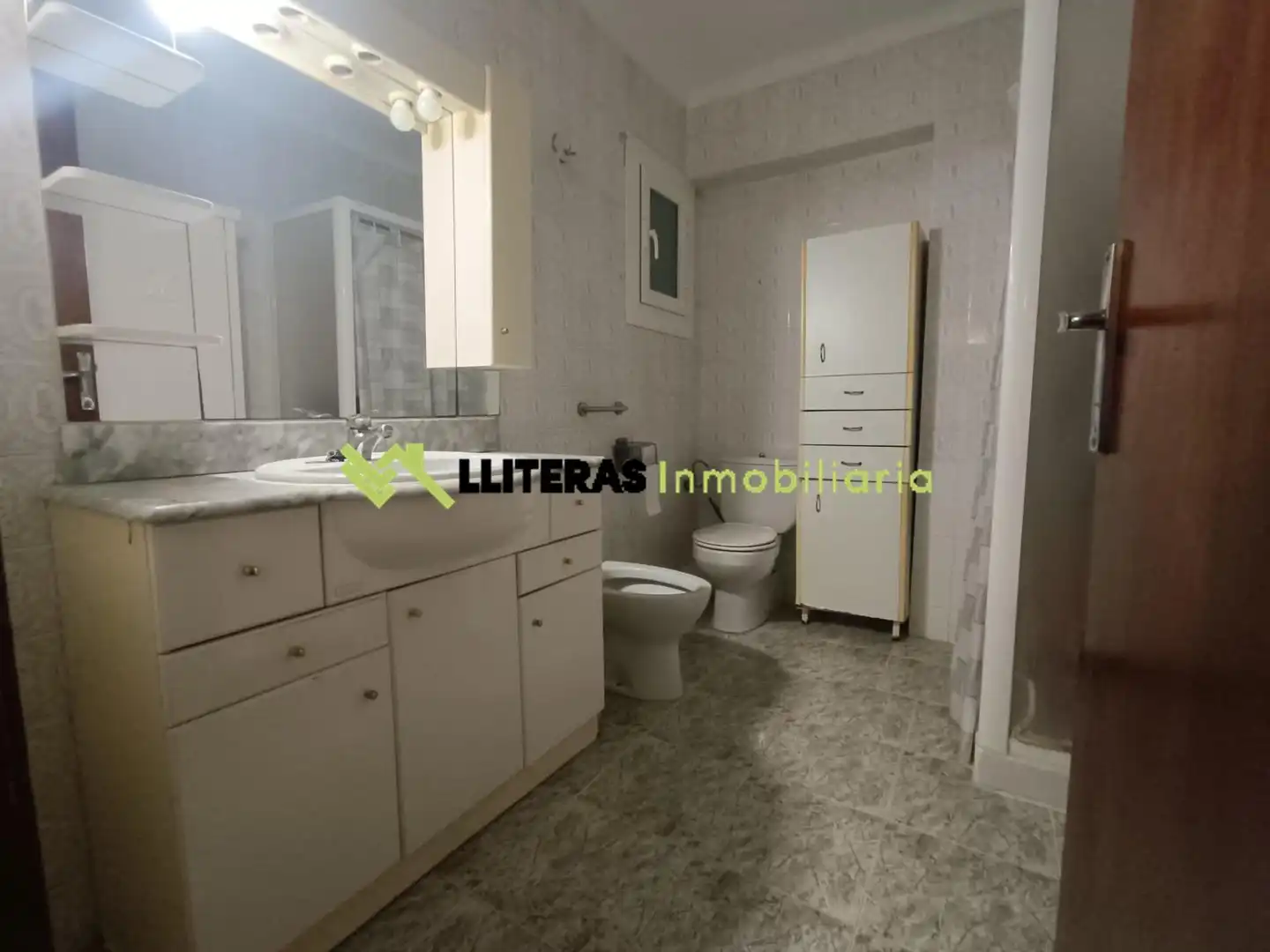 Habitación de Piso en venta en Cristo Rey - Parque Europa