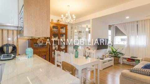 Foto 2 de Piso en venta en Plaza Madrid, Paseo Marítimo - San José - La Laguna, Cádiz