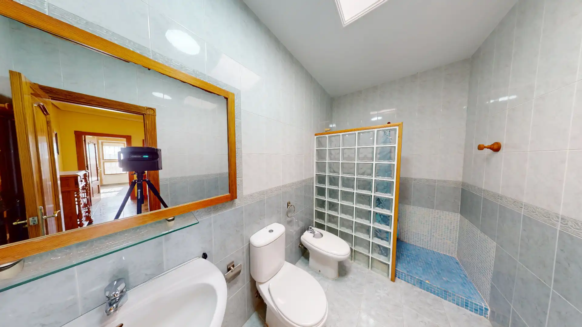 Baño de Casa adosada en venta en Almería con Terraza, Amueblado y Horno