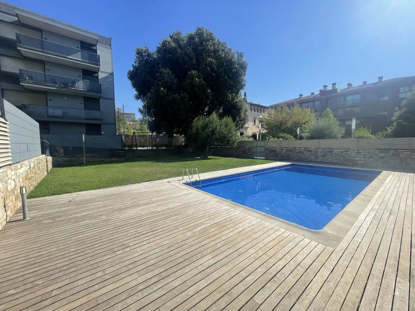 Piscina de Piso en venta en Igualada con Calefacción y Jardín privado