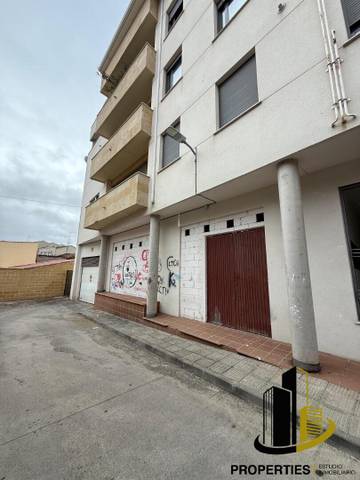 Local comercial en Venta en Guijuelo