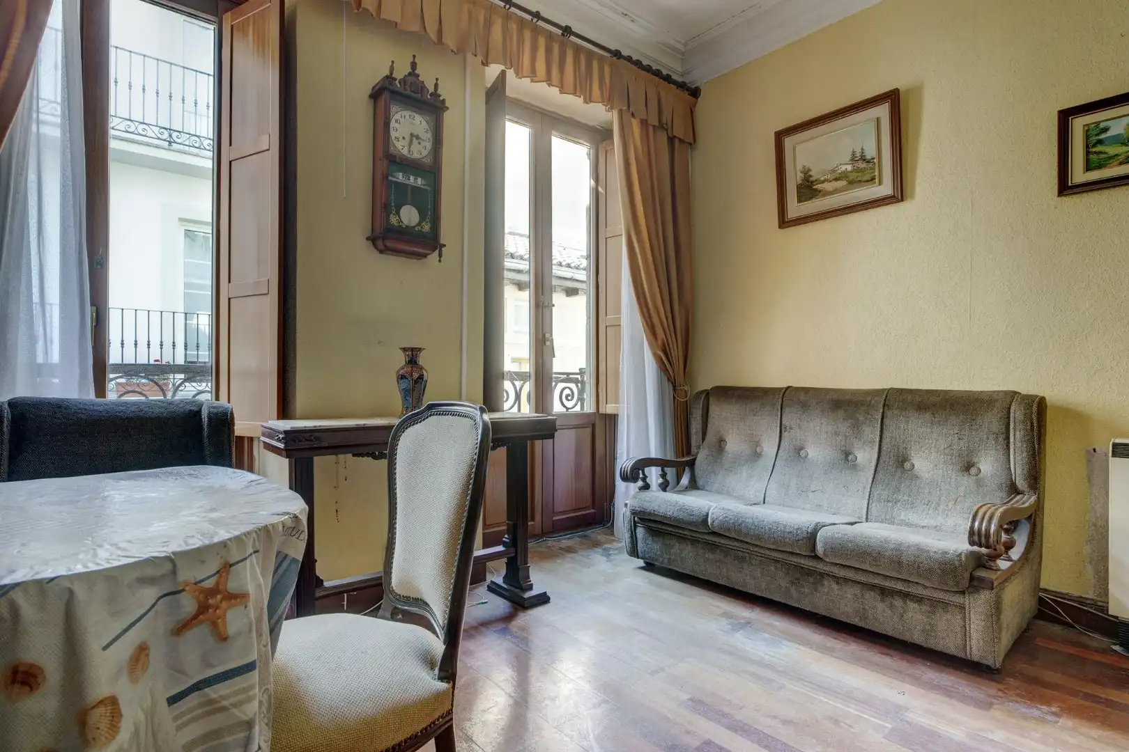 Sala d'estar de Pis en venda en Zarautz amb Balcó