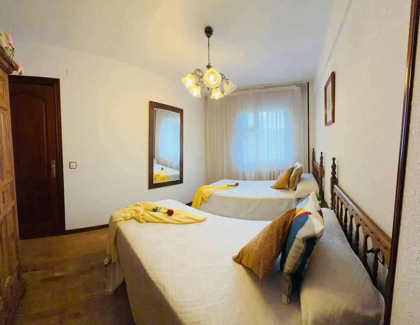 Habitación de Dúplex en venta en Corvera de Asturias con Calefacción, Parquet y Trastero