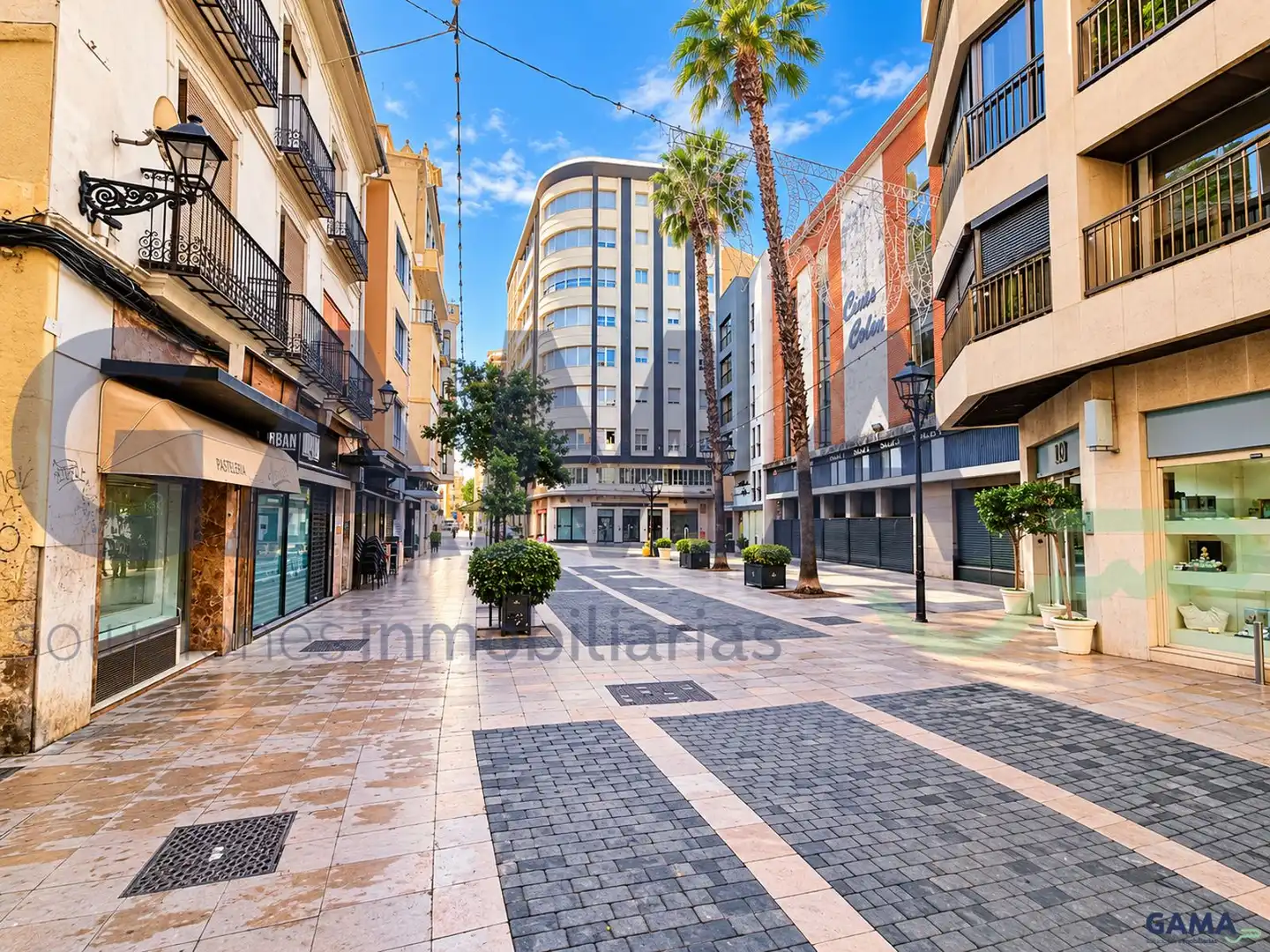 Local commercial à vendre à Casc Urbà