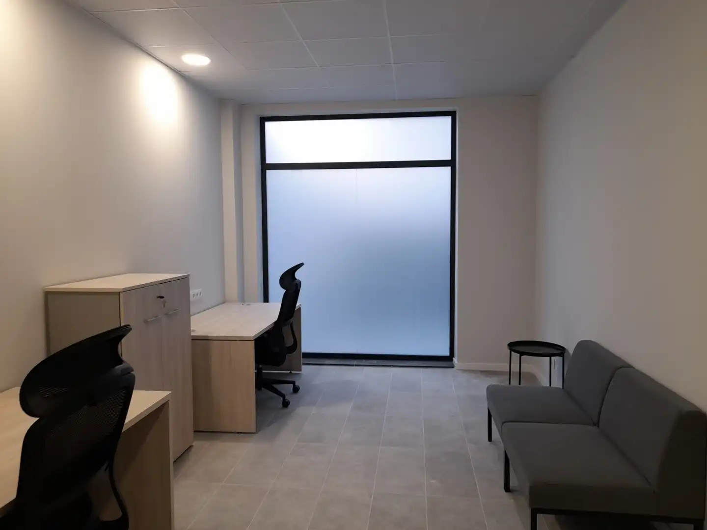 Büro zur Miete in L'Hospitalet de Llobregat mit Klimaanlage, Heizung und Terrasse