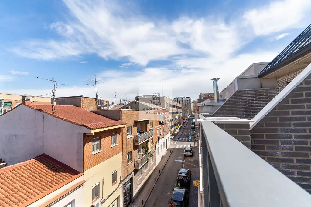 Ático con ascensor en alquiler en Calle de los Mártires de la Ventilla 71, imagen 20