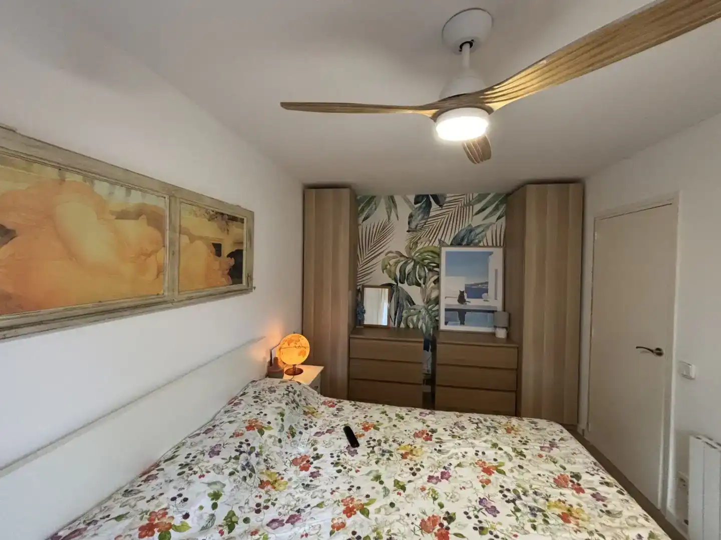 Bedroom of Flat for sale in Vilanova i la Geltrú  with Air Conditioner, Swimming Pool and Balcony