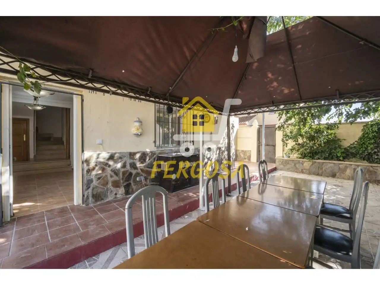 Terrassa de Casa adosada en venda en Las Ventas de Retamosa amb Jardí privat, Terrassa i Piscina