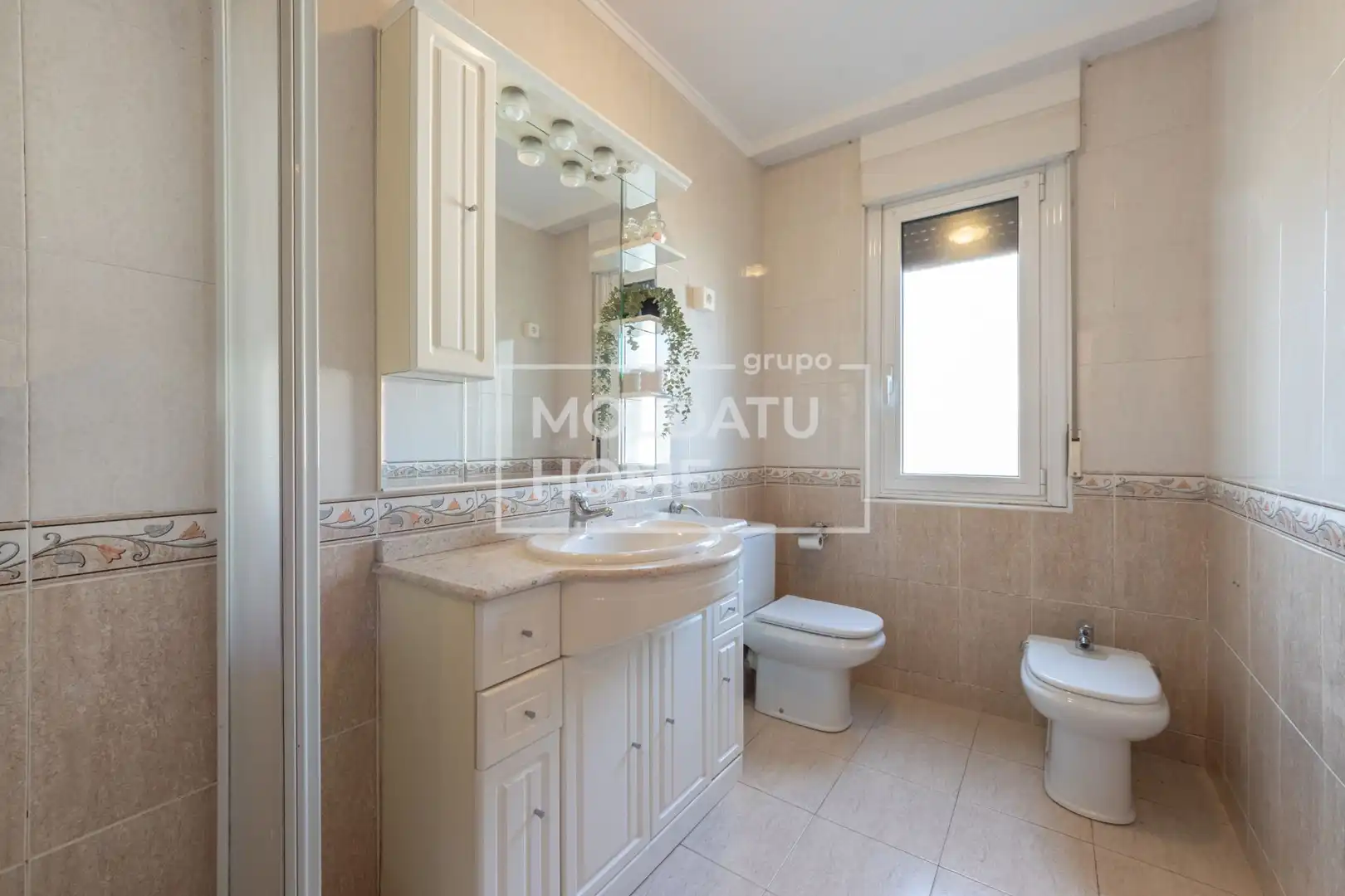 Baño de Piso en venta en Lemoa con Calefacción, Terraza y Trastero