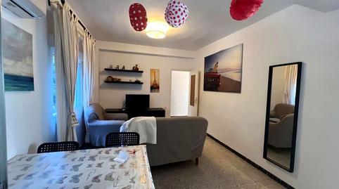 Photo 2 of Flat for rent in Segre, El Plantinar – Avda. La Paz - El Juncal,  Sevilla Capital