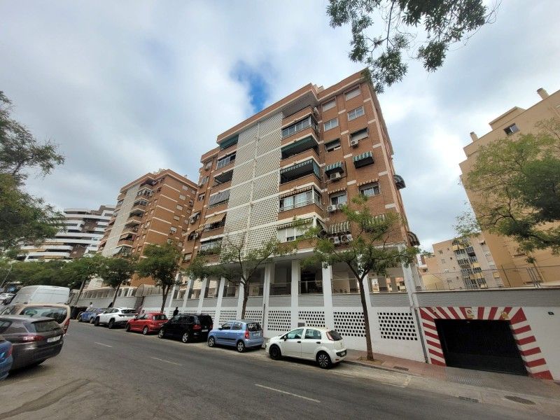 Vista exterior de Piso en venta en Málaga Capital con Aire acondicionado, Calefacción y Terraza