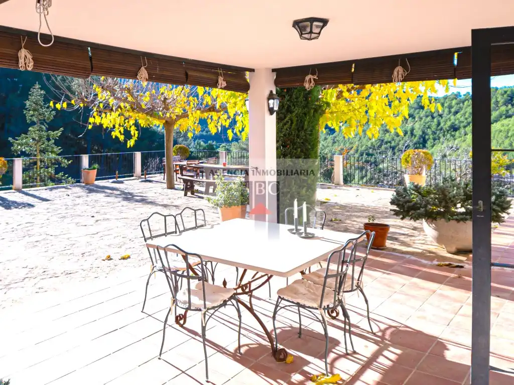 Terrassa de Finca rústica en venda en Alcoy / Alcoi amb Jardí privat, Traster i Piscina