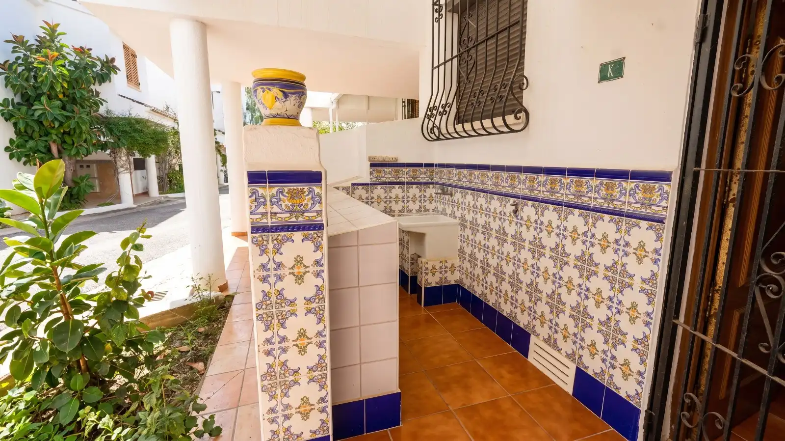Terrassa de Casa adosada en venda en Dénia amb Aire condicionat, Calefacció i Jardí privat