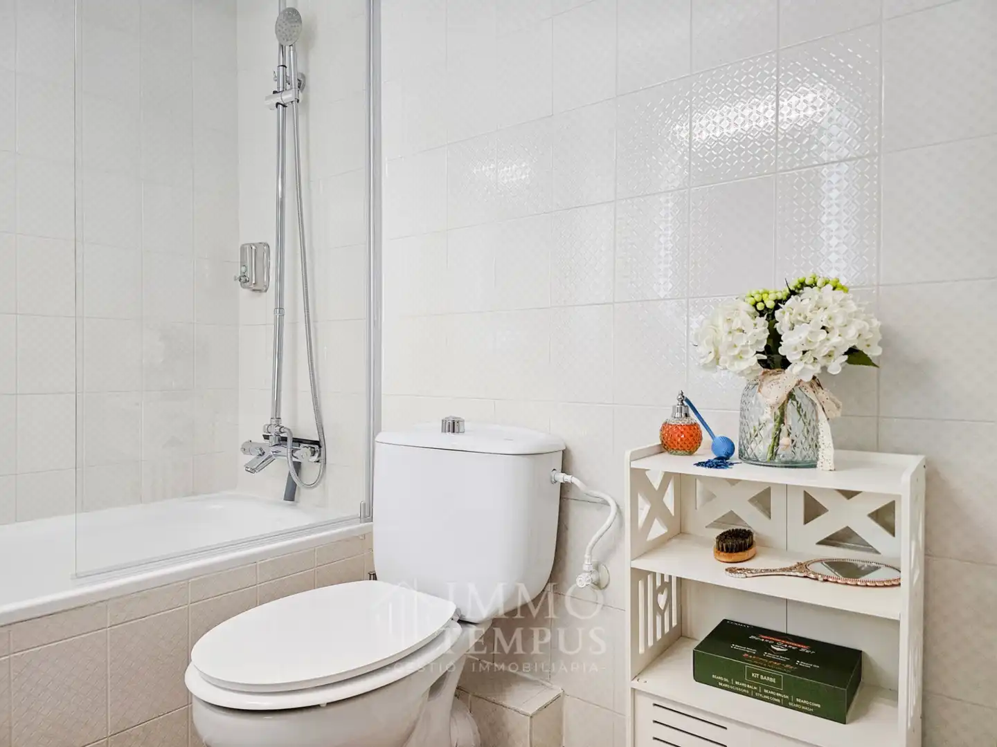 Baño de Casa adosada en venta en Sant Cugat del Vallès con Jardín privado, Parquet y Terraza