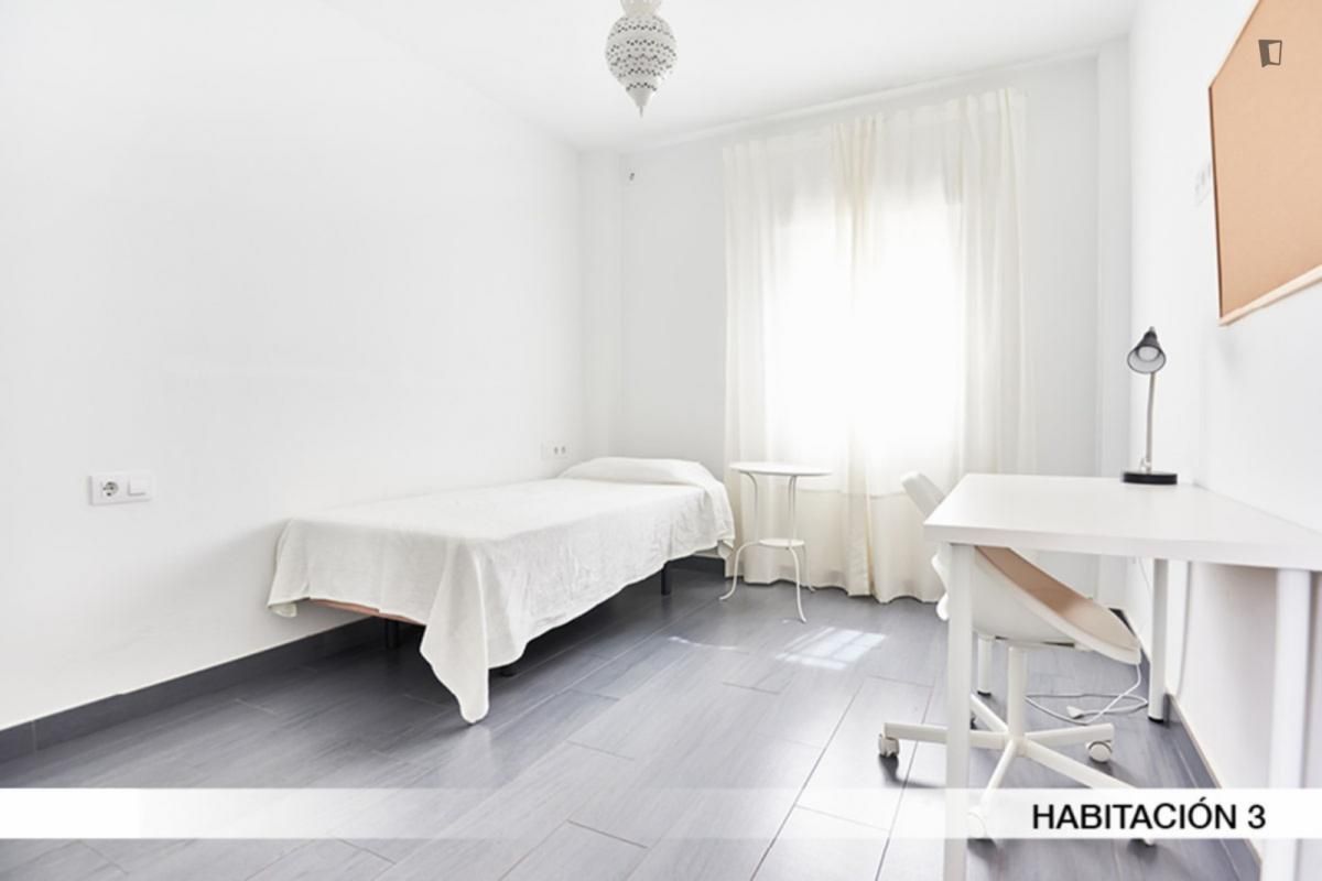 Apartment to share in Bami - La Estrella