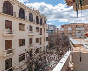 Exterior view of Flat for sale in  Granada Capital  with Balcony