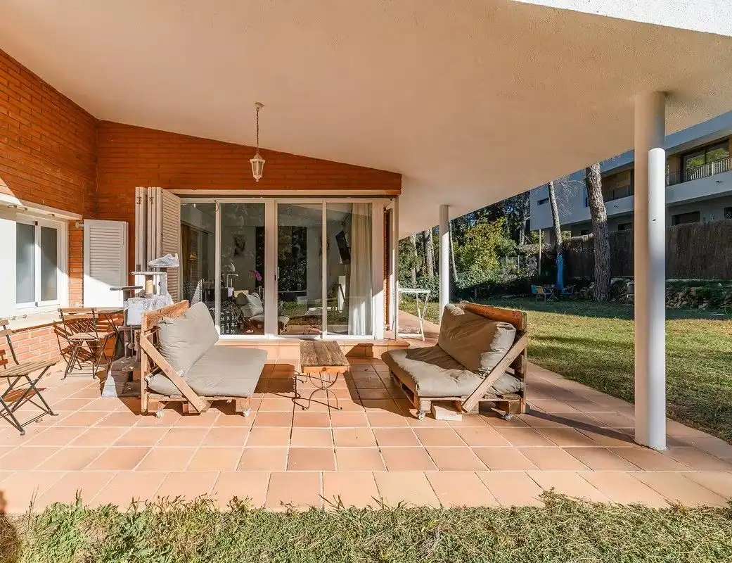 Casa amb jardí en venda a Begues, imagen 6