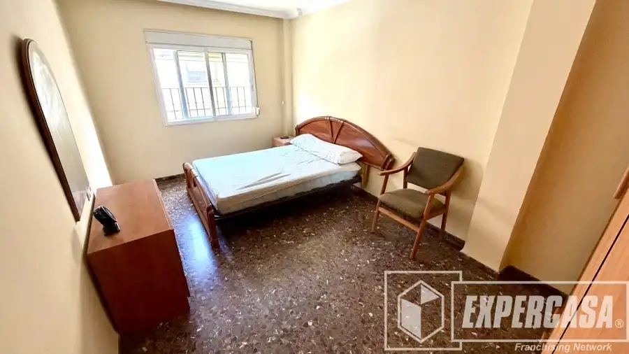 Dormitori de Casa o xalet en venda en Alaquàs amb Terrassa