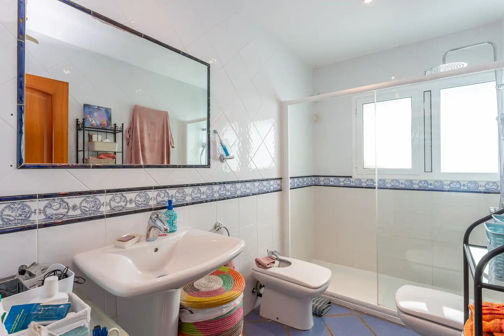 Baño de Casa o chalet en venta en Gavà con Calefacción, Piscina y Horno