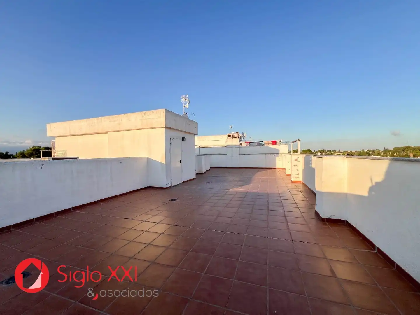 Terrace of Flat for sale in Madrigal 